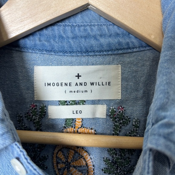 Opry Imogene + Willie Leo Embroidered Denim Shirt Women Medium Pearl Snap Button - Picture 4 of 11